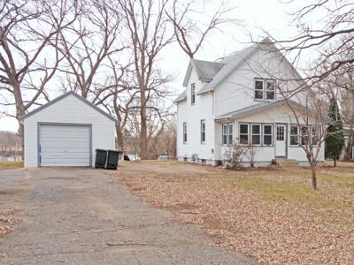 1003 Lindbergh S