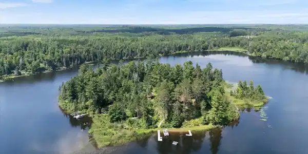 52000 Antler Lake Island Dr