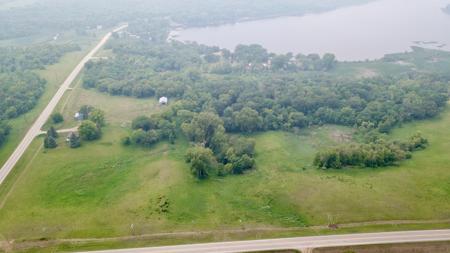 20606 County Hwy 10