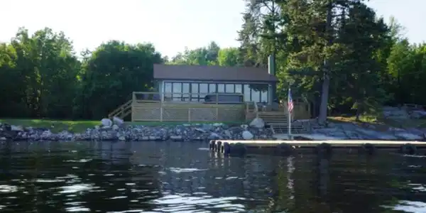 423 Bear Island