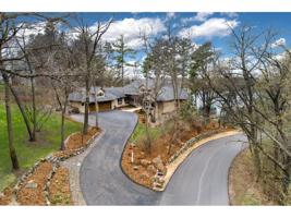 7240 Willow Creek