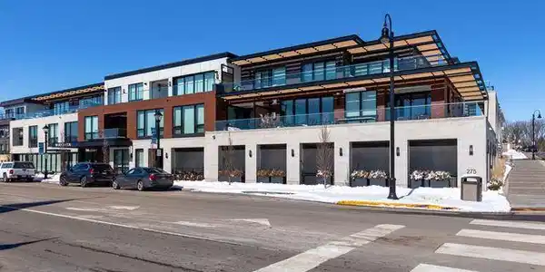 275 Lake E