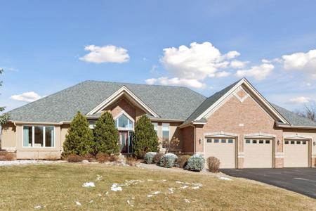 2340 Lake Lucy