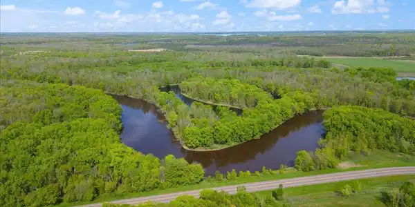 51325 Great River Road