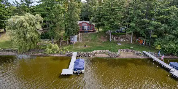 14901 Linds Lane