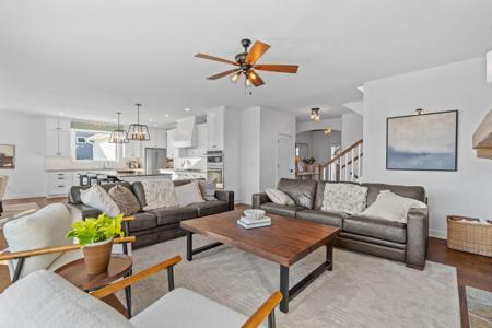 2479 Woods Drive