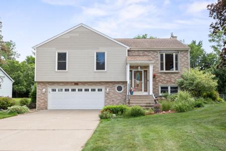 662 Pinewood Drive