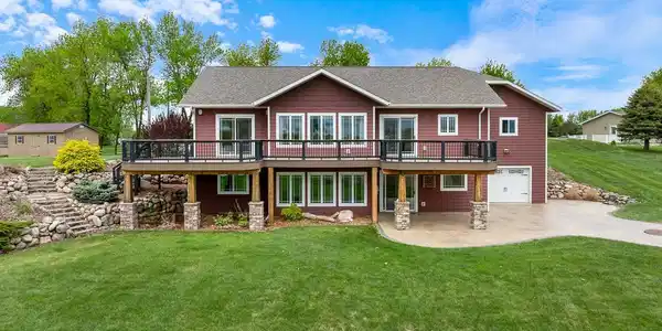 1555 Dickson Drive