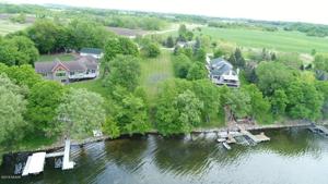 2112 E Lake Geneva Road NE