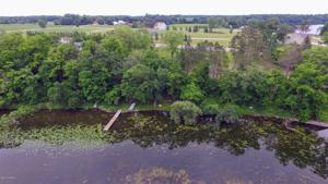 1668 E Lake Victoria Road SE