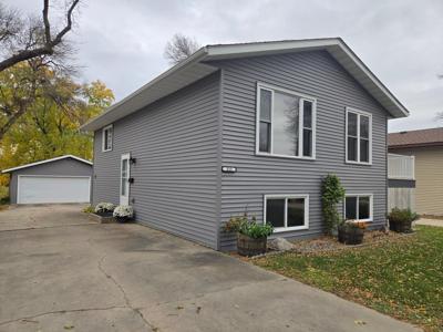 215 Manila Street NE