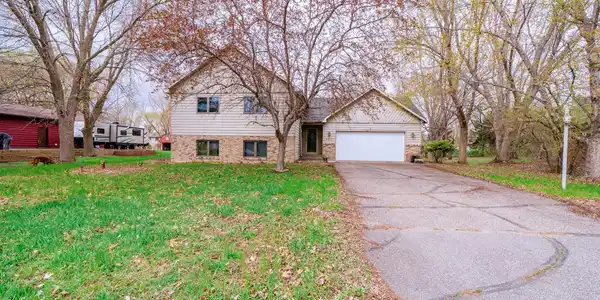 6413 Laurel Road