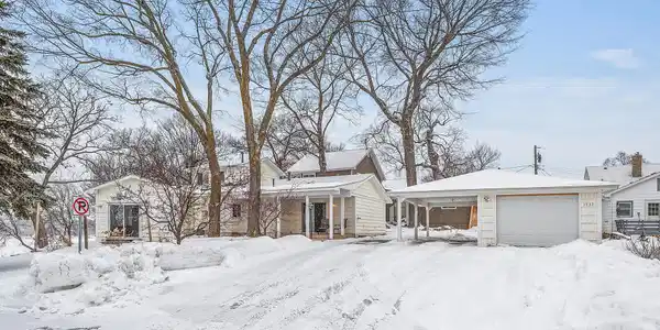 1737 Canary Lane