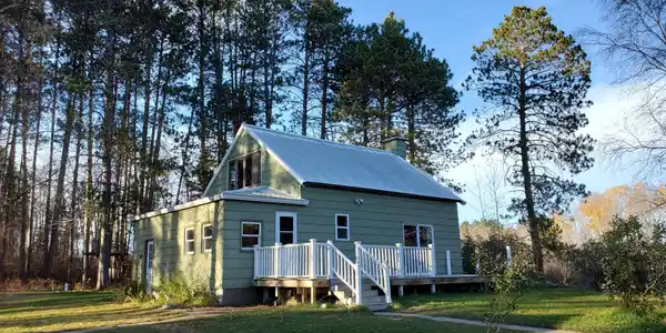 23517 US Highway 2