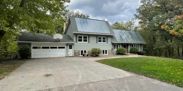 2176 66th NE