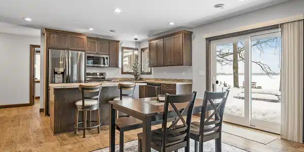 6706 338th NW
