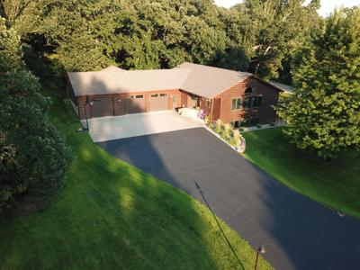 27276 Oak Point Road