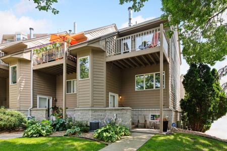 2824 Kenwood Isles Drive