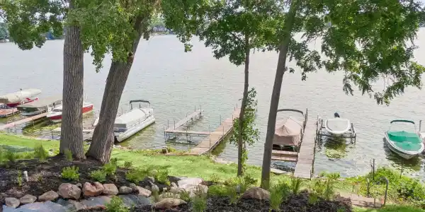 1728 Finch Lane