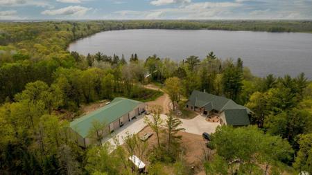 24396 Pine Shores
