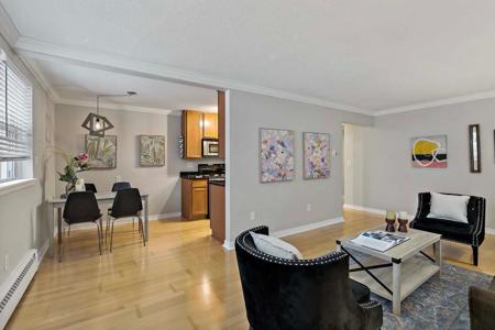 2706 Humboldt Avenue S