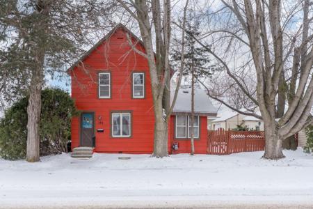 130 1st Street N