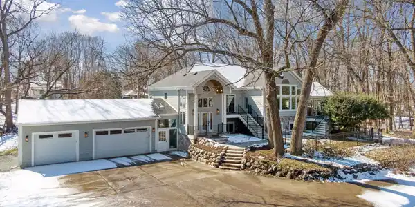 4109 North Shore Drive