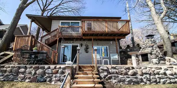 1222 Baker Bay