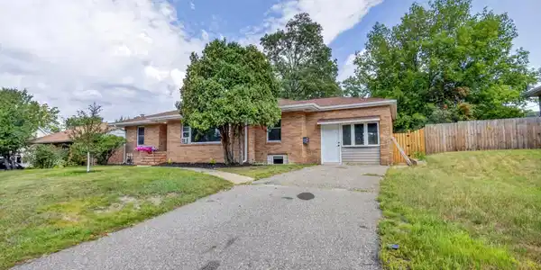 212 S Pokegama Avenue