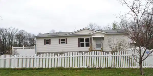 340 E Schubert Street