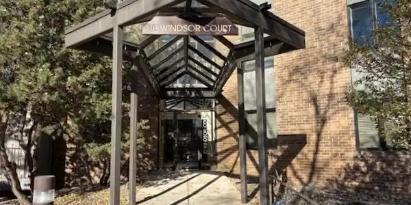 10 Windsor Court