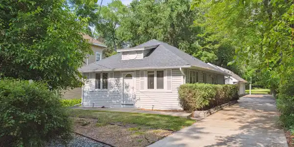 147 Wildhurst