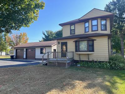 709 Lindbergh Drive S