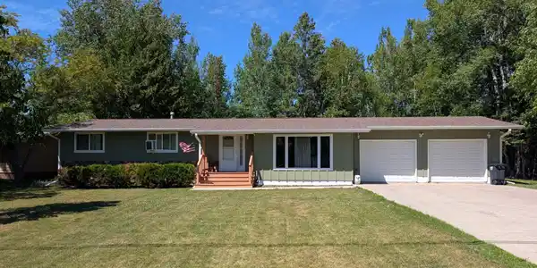 214 Shorewood Drive