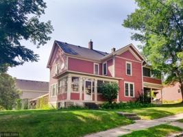 115 Linden Street E