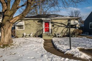 635 14th NE