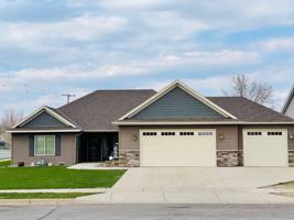 1263 Willow Pond