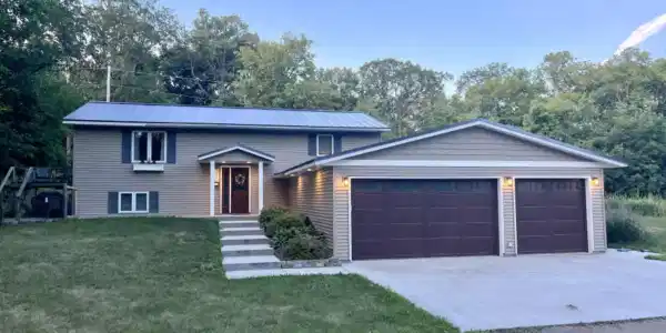 6961 140th NE