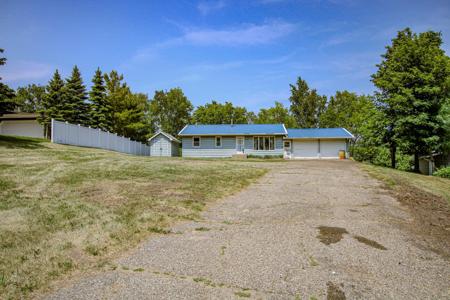 8142 Lake Carlos NE