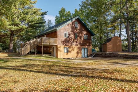 1546 Division Street W