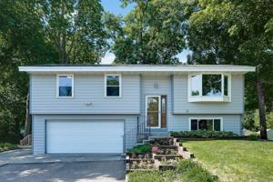 5079 Woodridge