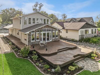 1867 Beach Drive SE