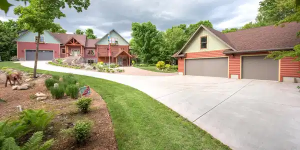 51563 Curly Drive