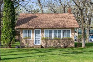 201 Lakeshore Drive