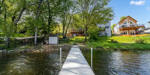 3000 Fairview Road SW