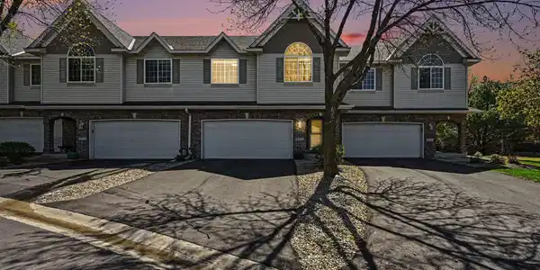 3713 Fox Tail Trail NW