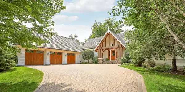 415 Carpenters Pt