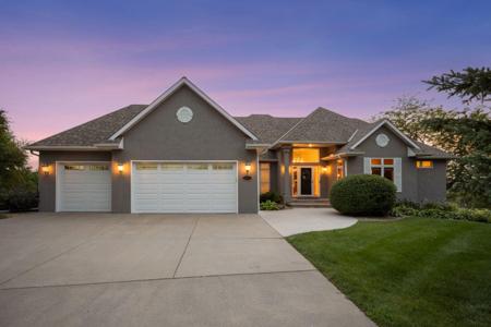 1811 Golf View Drive