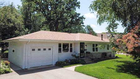 1274 Nebraska Avenue E