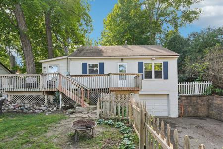 2515 W Medicine Lake Drive